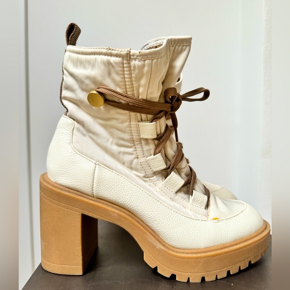 White Dolce Vita Lace Up Boots with Chunk Heel- size 6- Like New - Picture 4 of 4